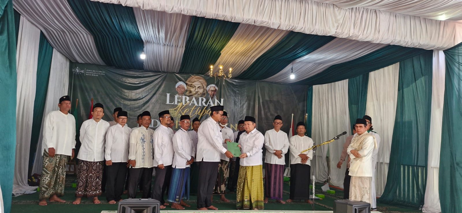 Lebaran Ketupat dan Pelantikan MWCNU Bekasi Timur Perkuat Soliditas Organisasi